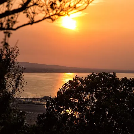 ベッド・アンド・ブレックファスト Bahita - Betty's 3*