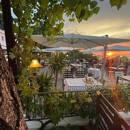 Bahita - Betty's Panzió 3*